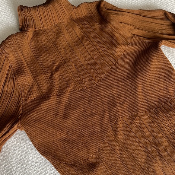 Zara turtleneck cropped top - Picture 3 of 4